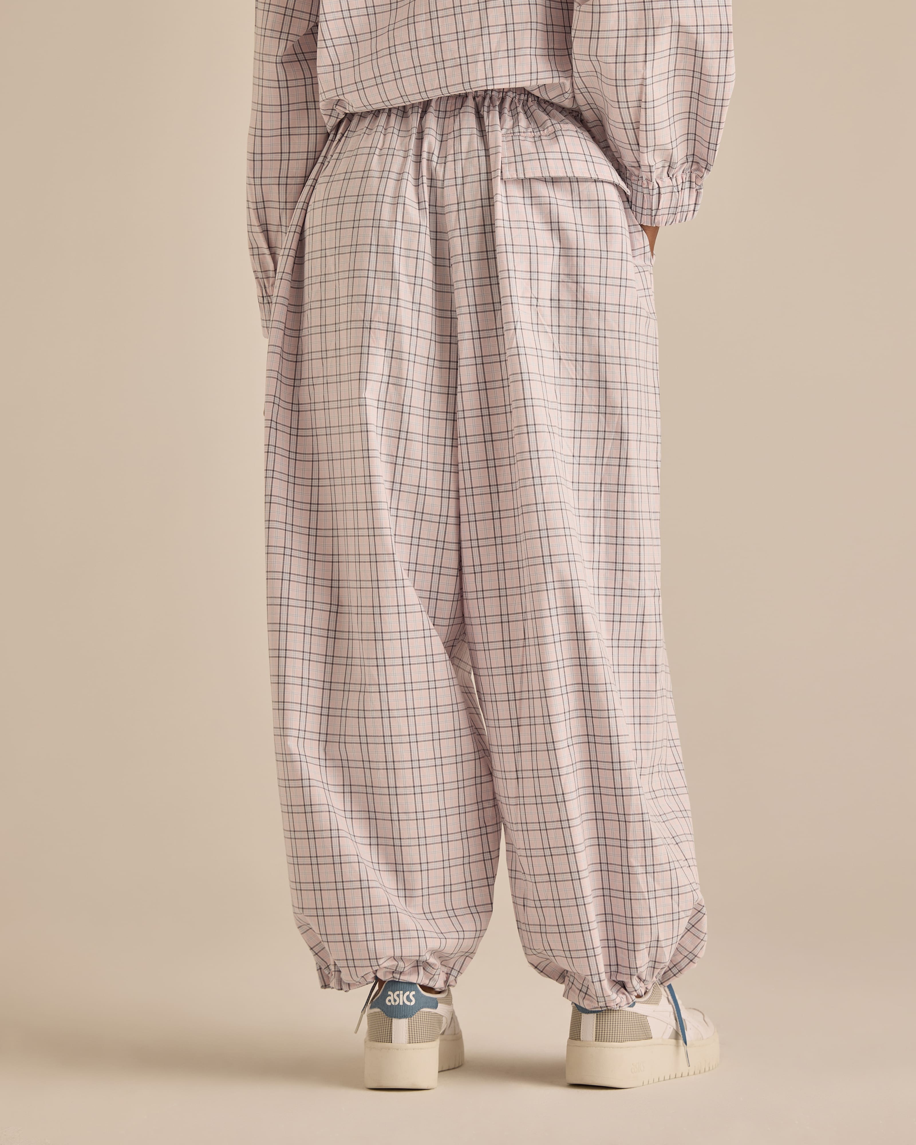 Soft Pink Plaid Relaxed Balloon Pants