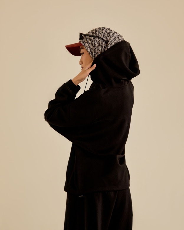 Neena Black Hoodie Jumper