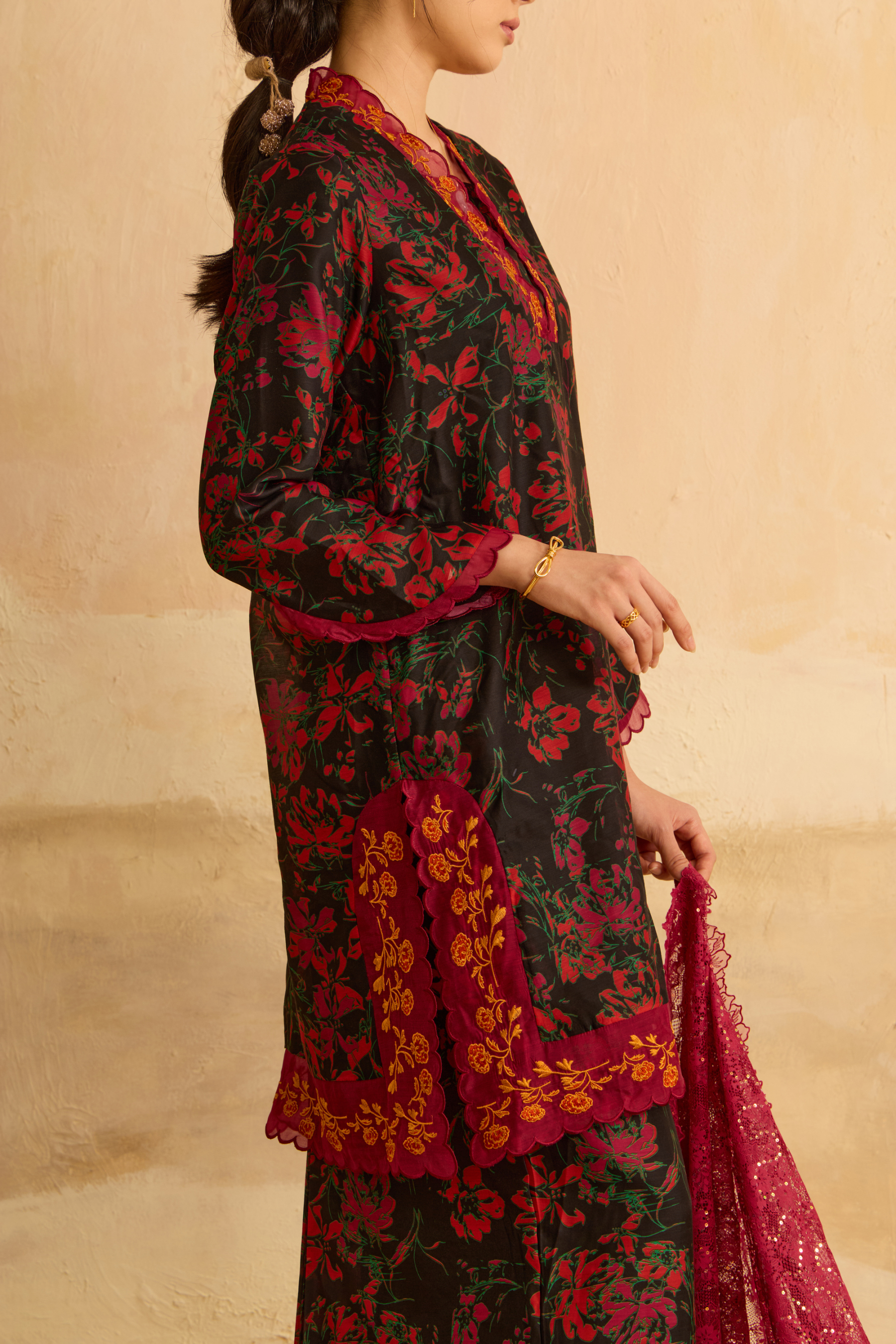 Mentari Black Printed Kurung Set