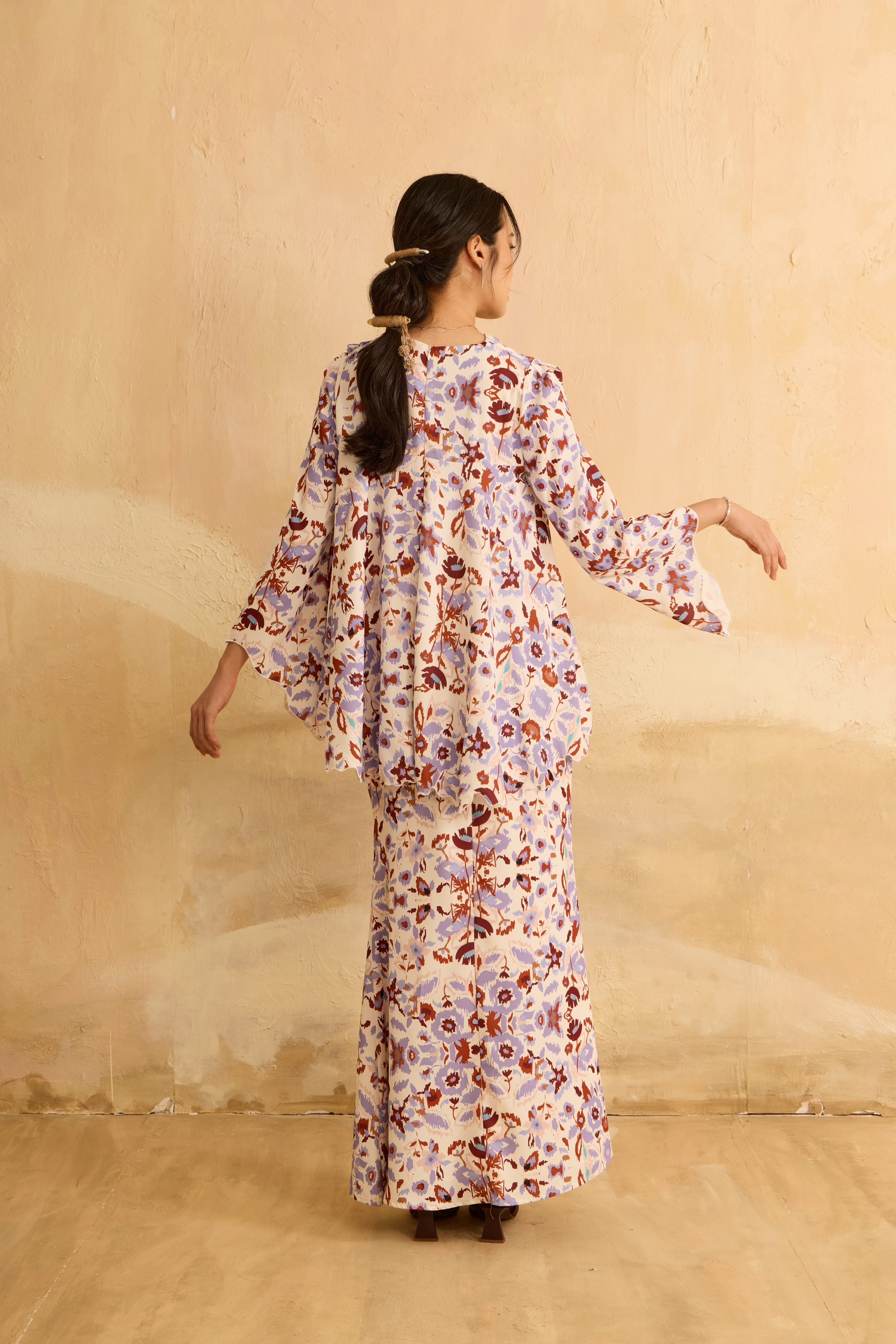 Raisa White Abstract Draped Kurung