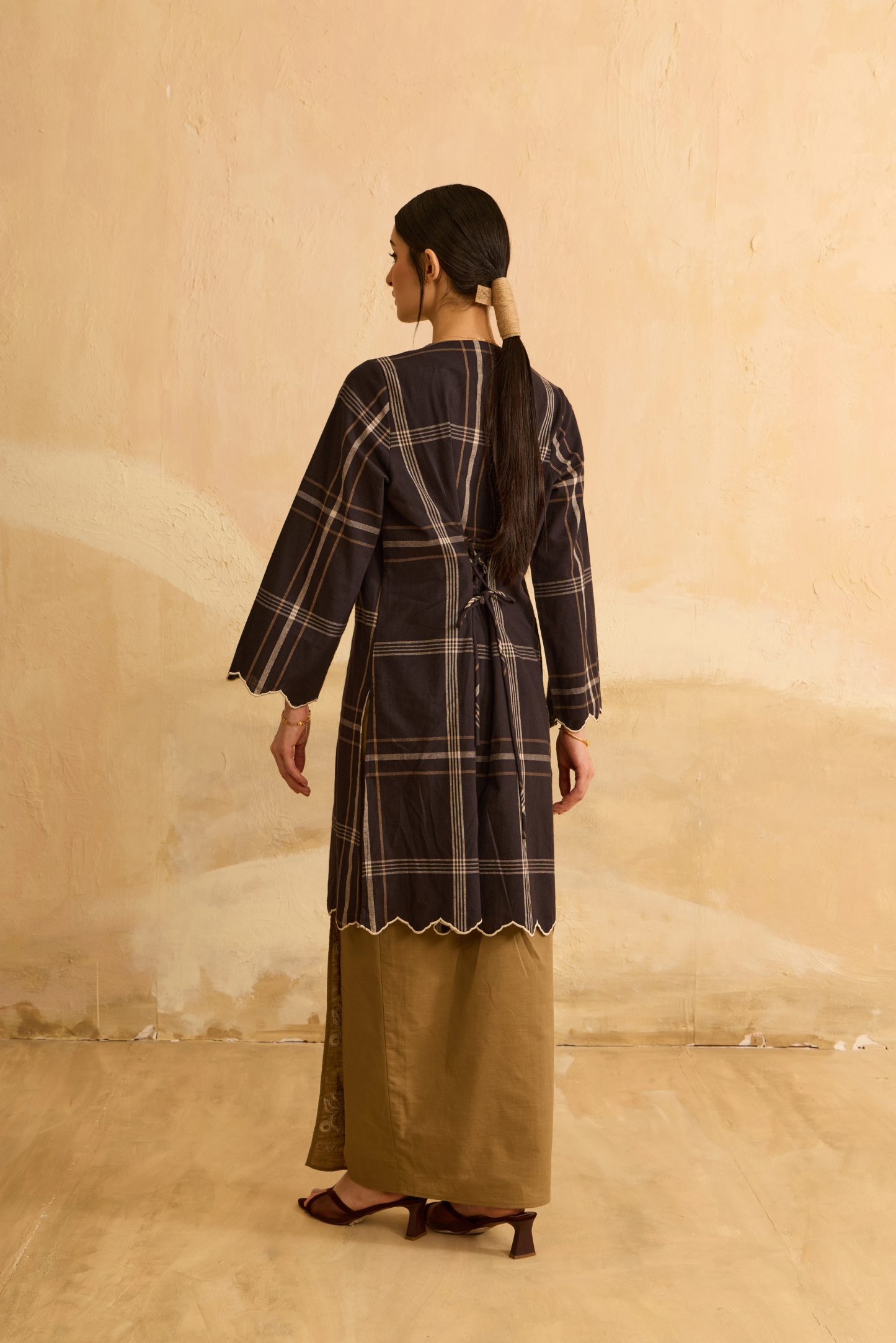 Tasneem Black Embroidered Plaid Kebaya