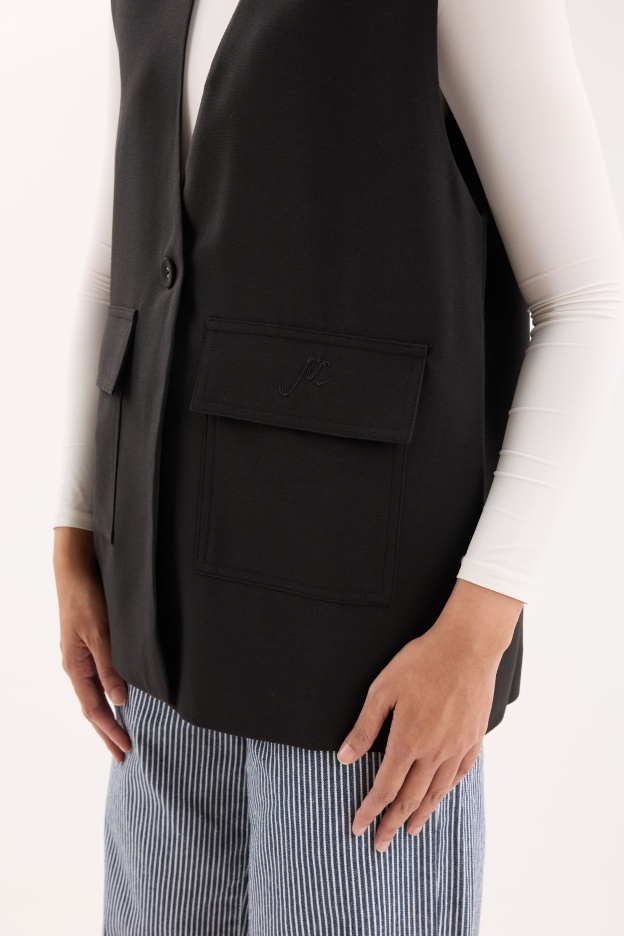 Nelly Black Structured Vest