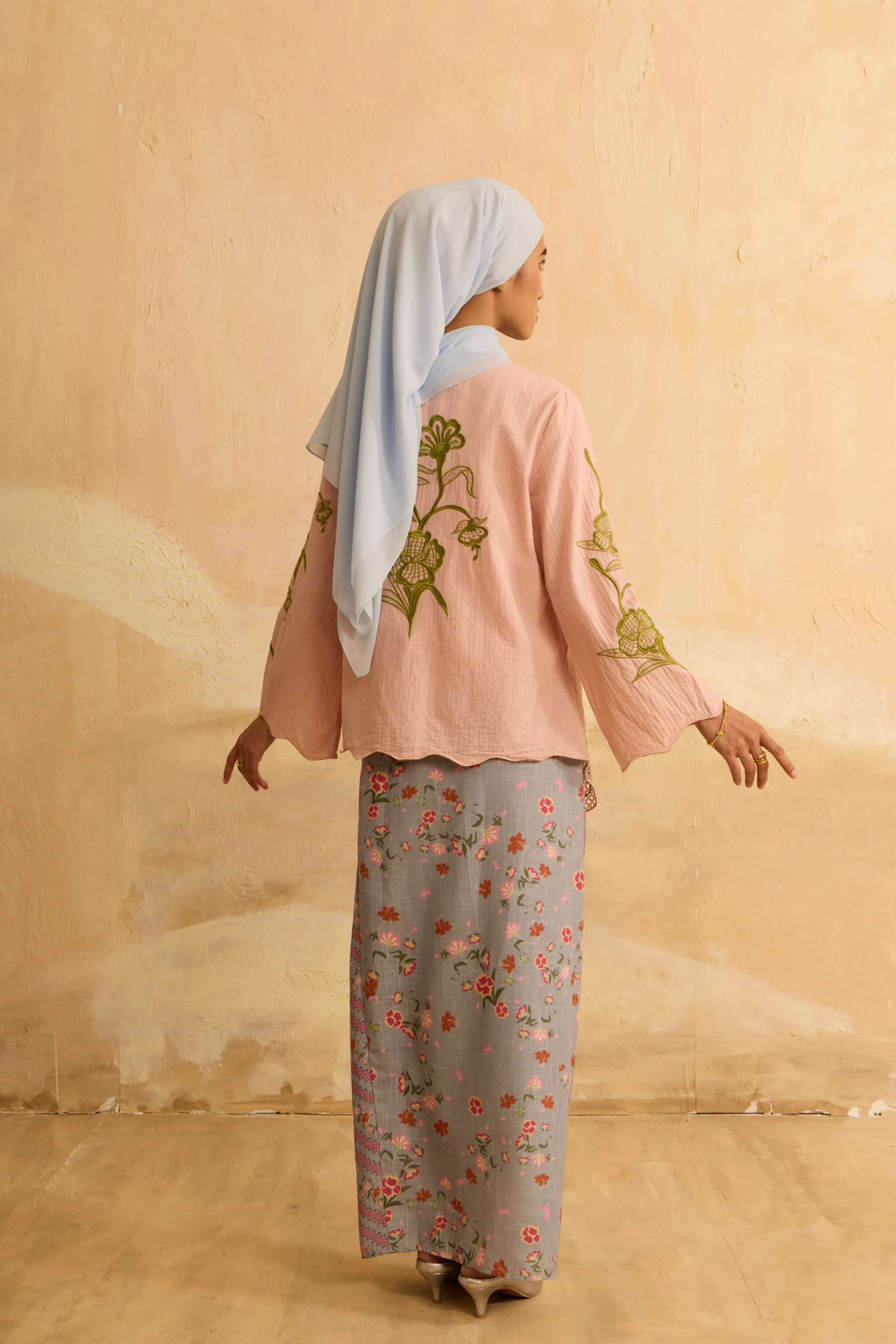 Sekarwati Pink Embroidered Kebaya Set