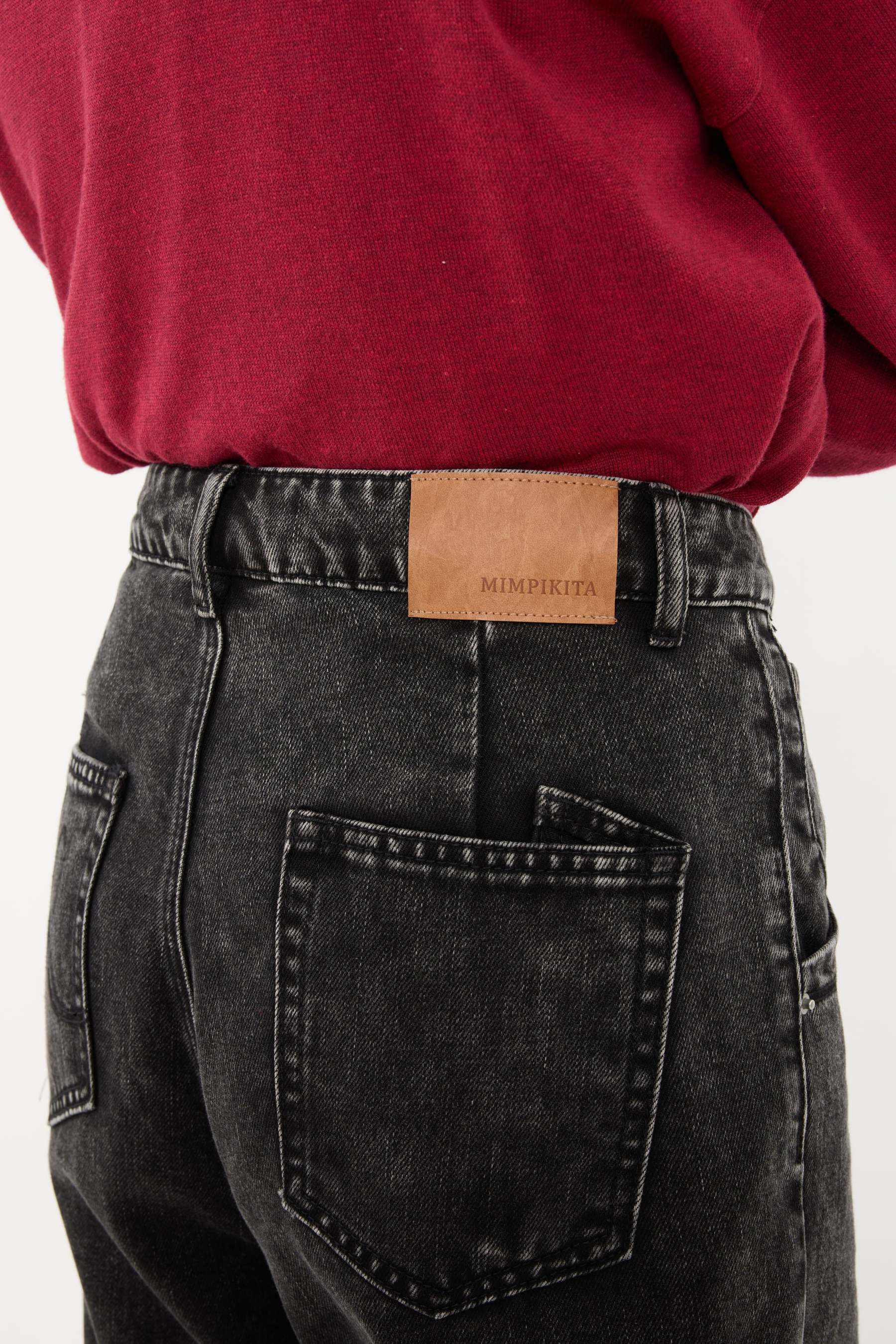 Lara Washed Black Wide Straight Jeans