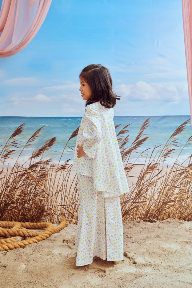 Mini Sophia White Baju Kurung