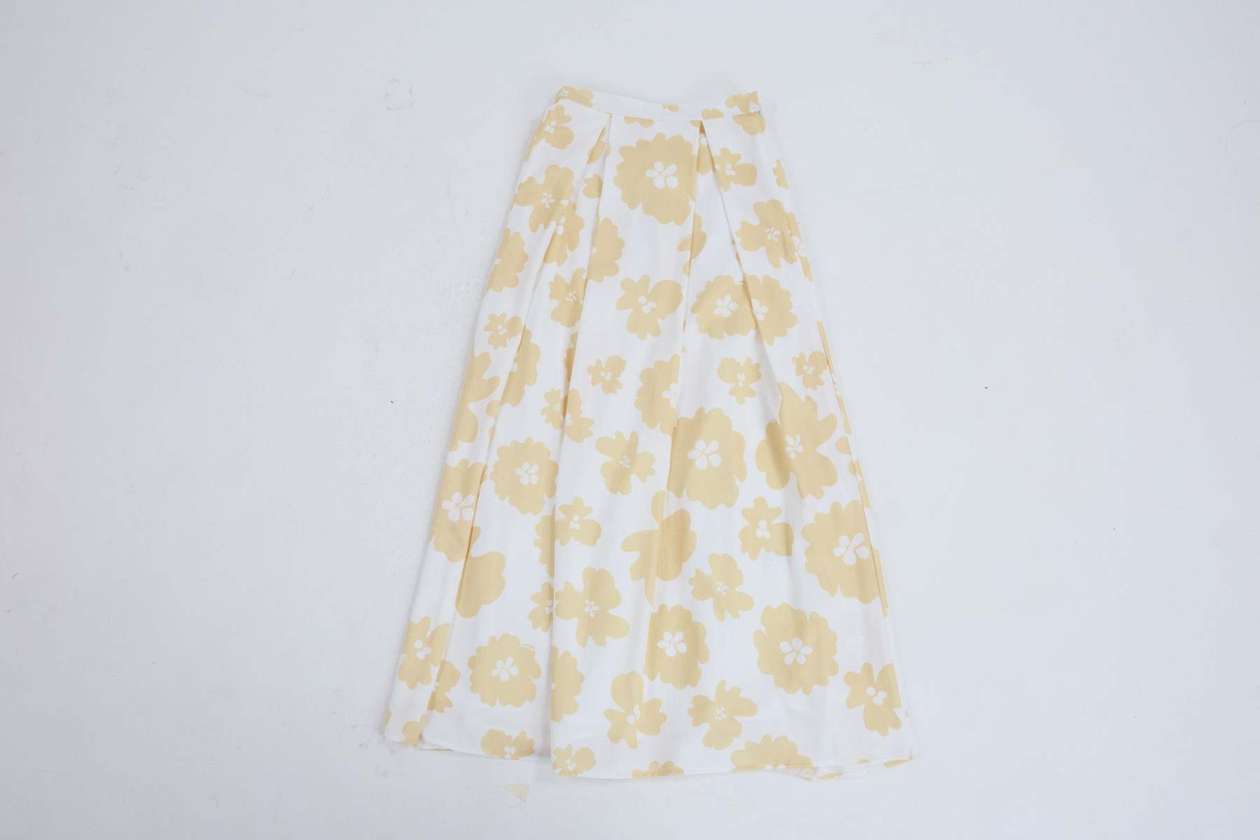 Fiora White Printed Flare Skirt