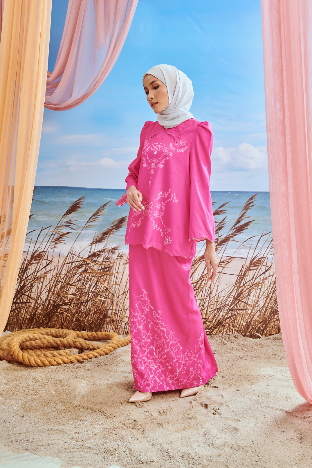 Arianna Fuchsia Collared Baju Kurung