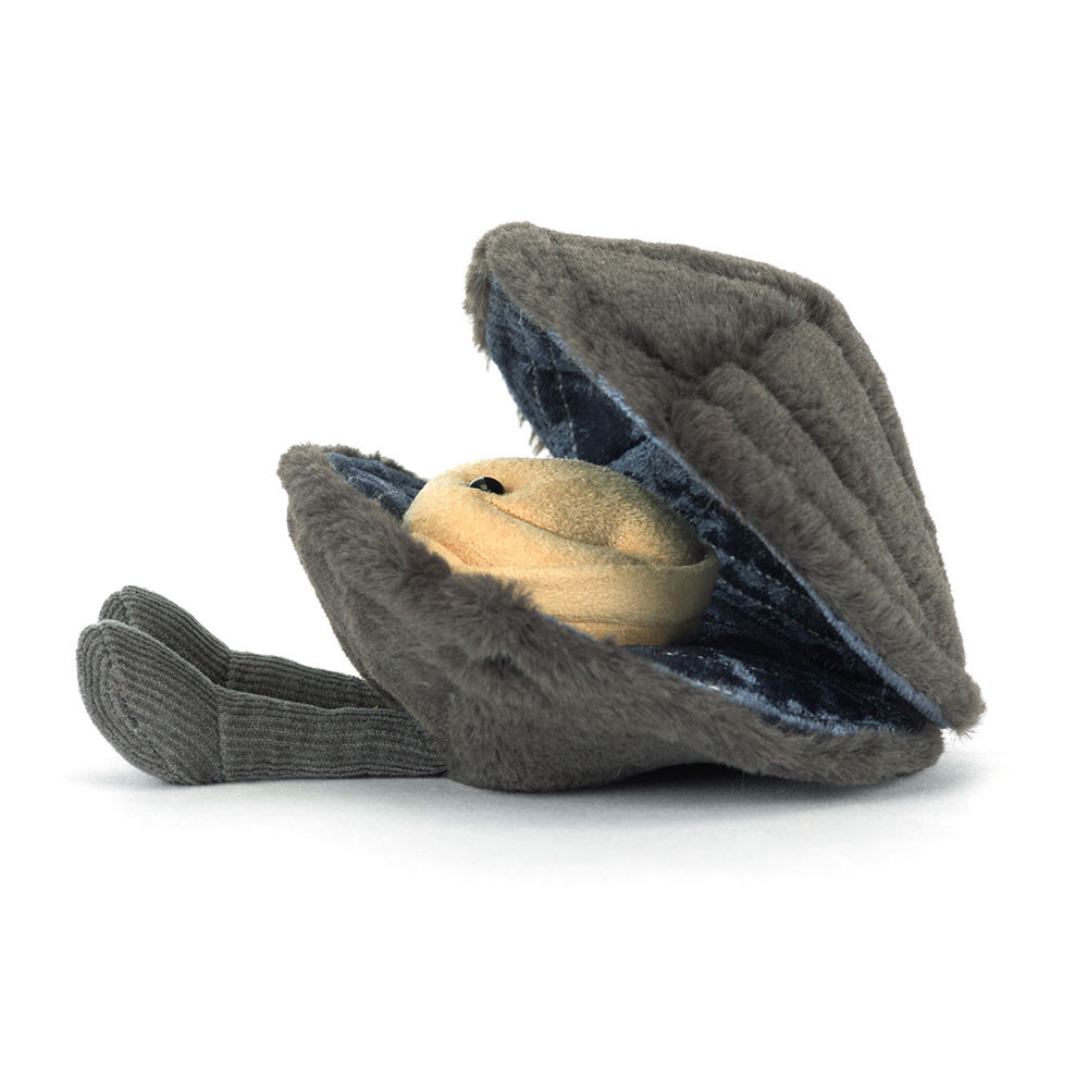 Jellycat Amuseables Michelle Mussel