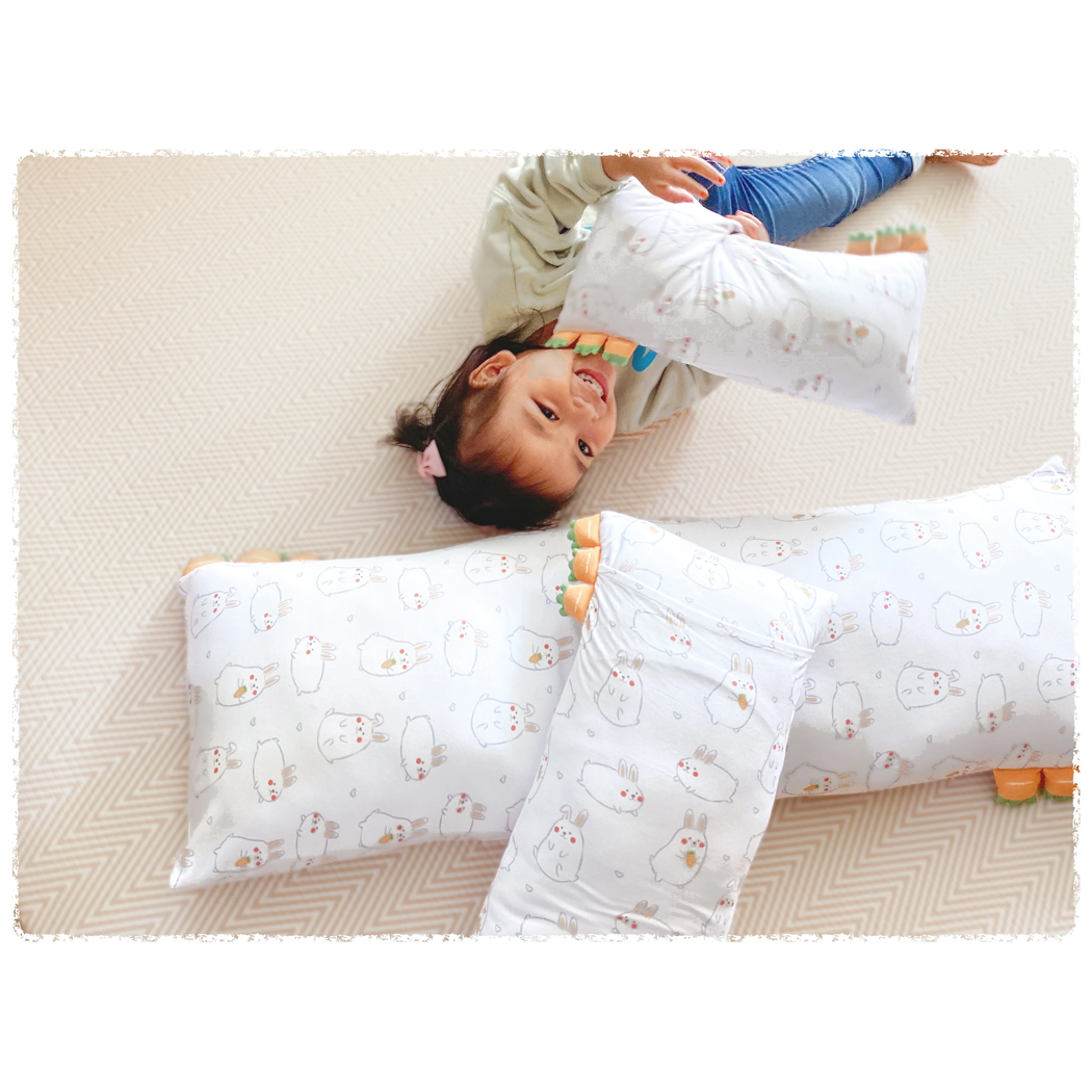 Cho Momo Bunny Pillow Extra Cover
