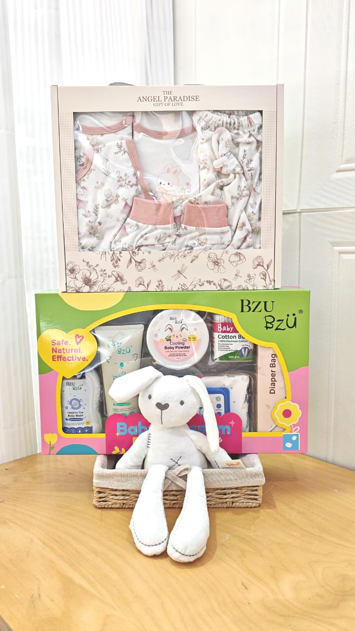 Baby Blossom Essential Gift Set - Girl