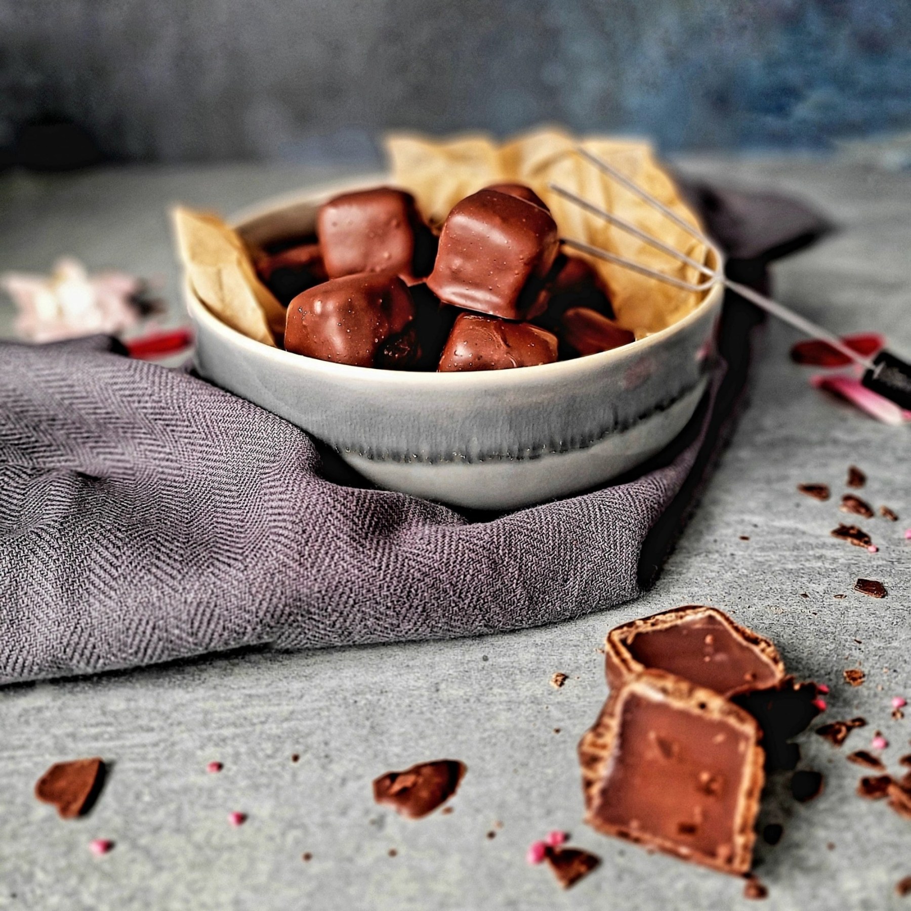 KOSKA TURKISH DELIGHT CHOCOLATE COATED WITH ORANGE & LEMON FLAVOURED 140G x 12