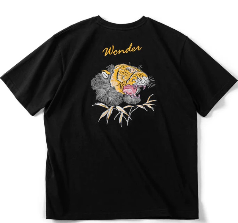 Tシャツ