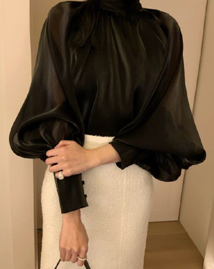 ドレス、トップス