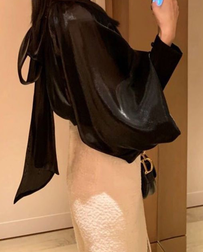 ドレス、トップス