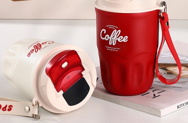 コーヒーカップ