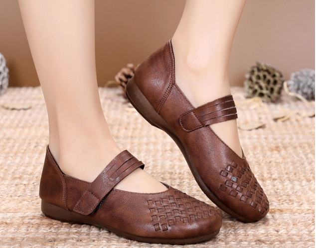 シングルシューズ