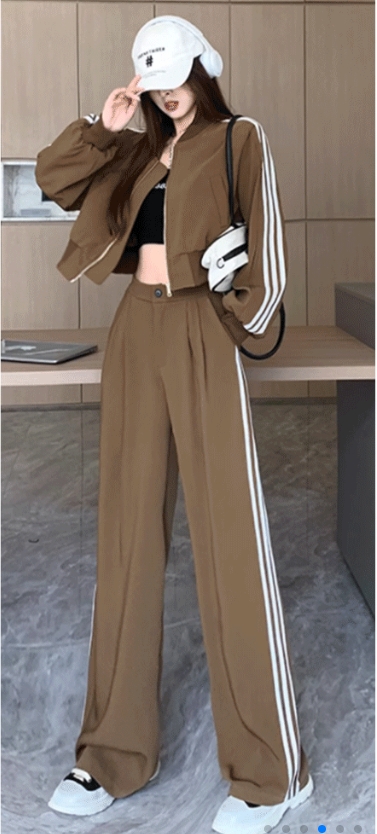 スーツ