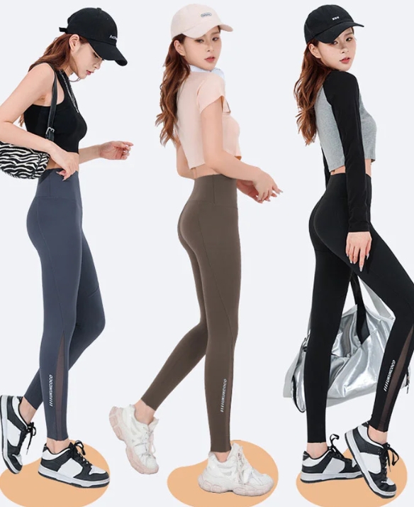 シャークパンツ
