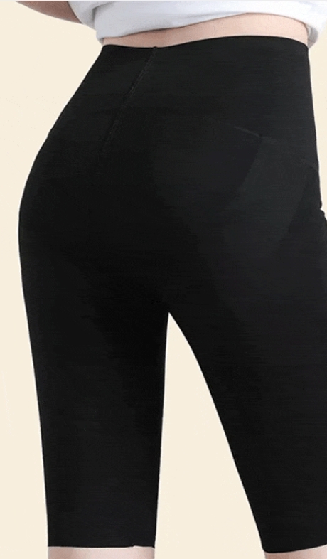 シャークパンツ