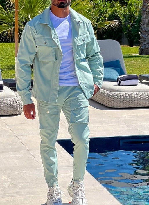 スーツ