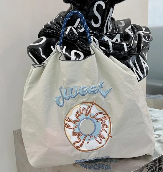 ショッピングバッグ