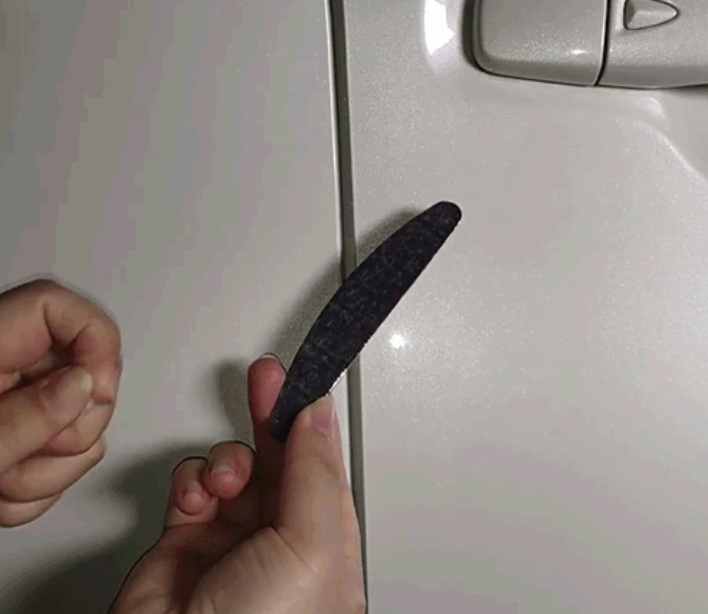 保護ストリップ