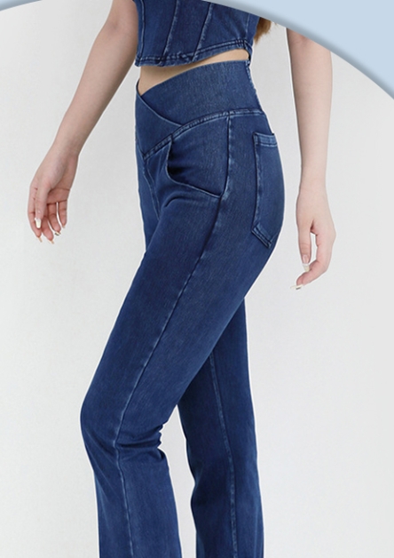 フレアパンツ