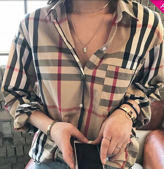 女性用シャツ