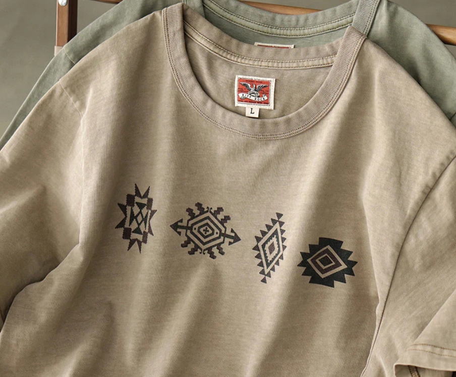 Tシャツ