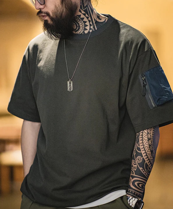 Tシャツ