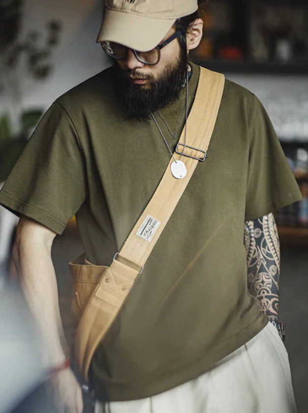 Tシャツ