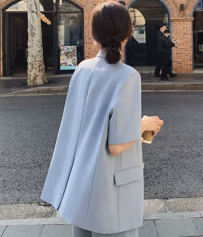 スーツ