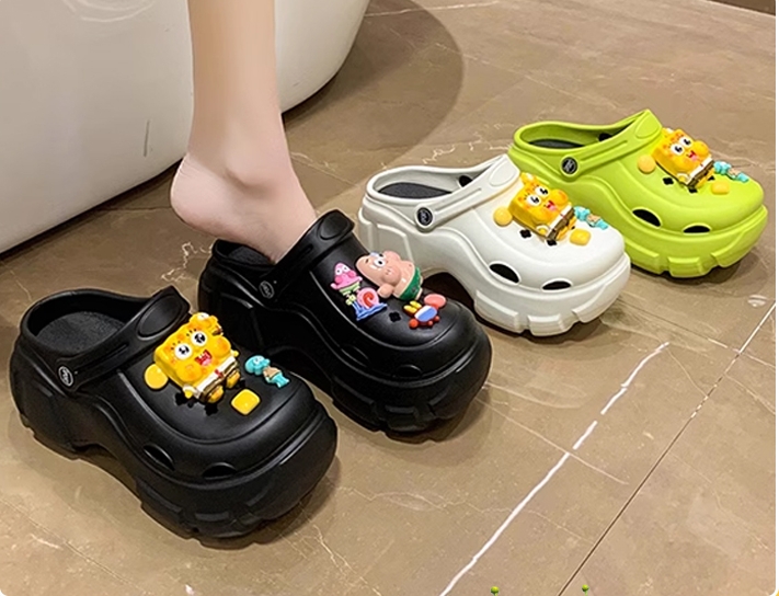 スニーカー