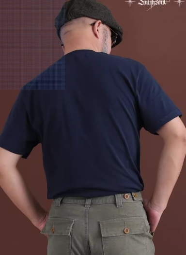 Tシャツ