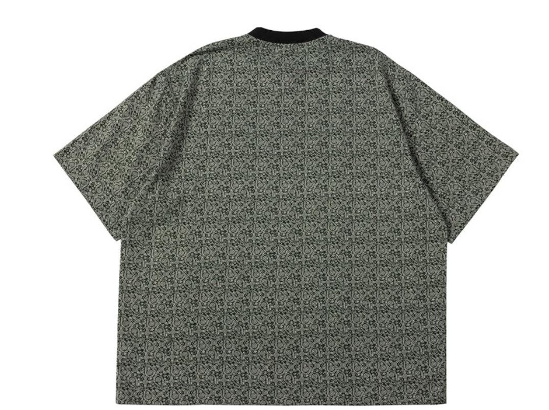 Tシャツ