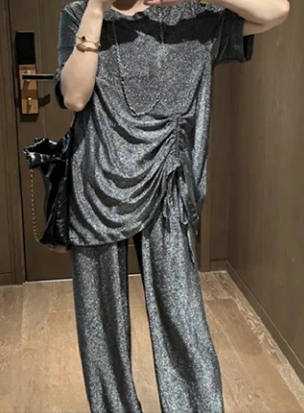 スーツ