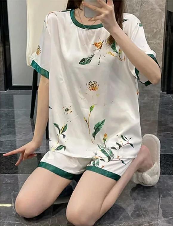 パジャマ