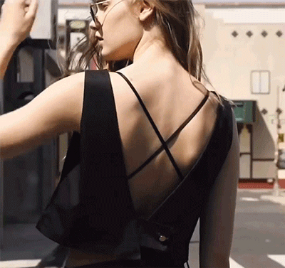ブラジャー