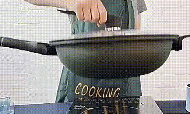 焦げ付き防止フライパン