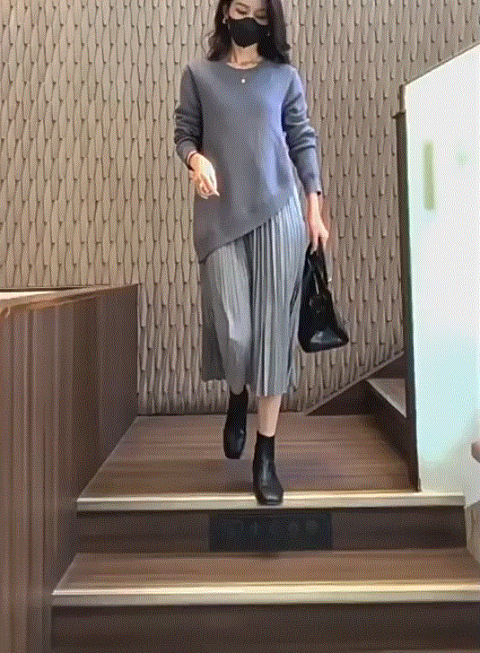 プリーツスカート