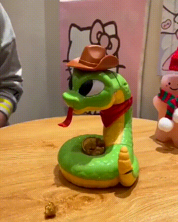 ヘビのおもちゃ