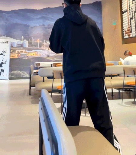 スーツ