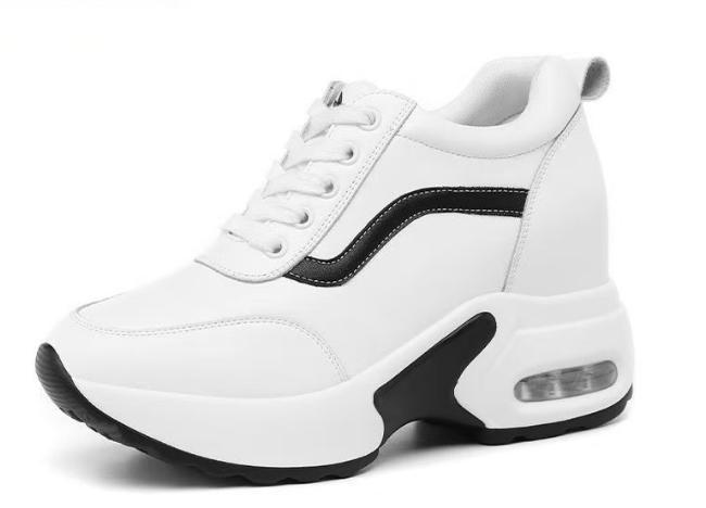 トレーナー
