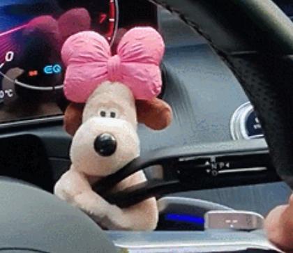 ぬいぐるみ人形