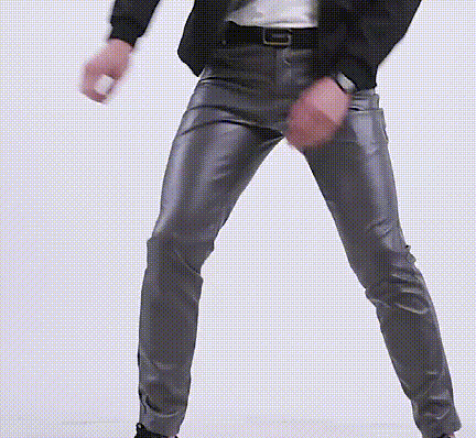 レザーパンツ