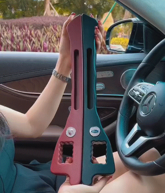 自動車収納タンク