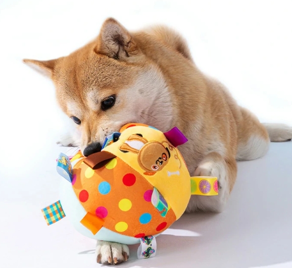 ガラガラボール犬のおもちゃ