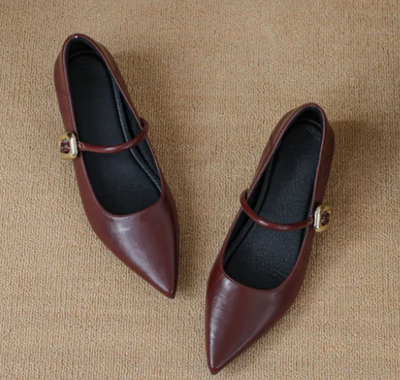 メアリー・ジーンの靴