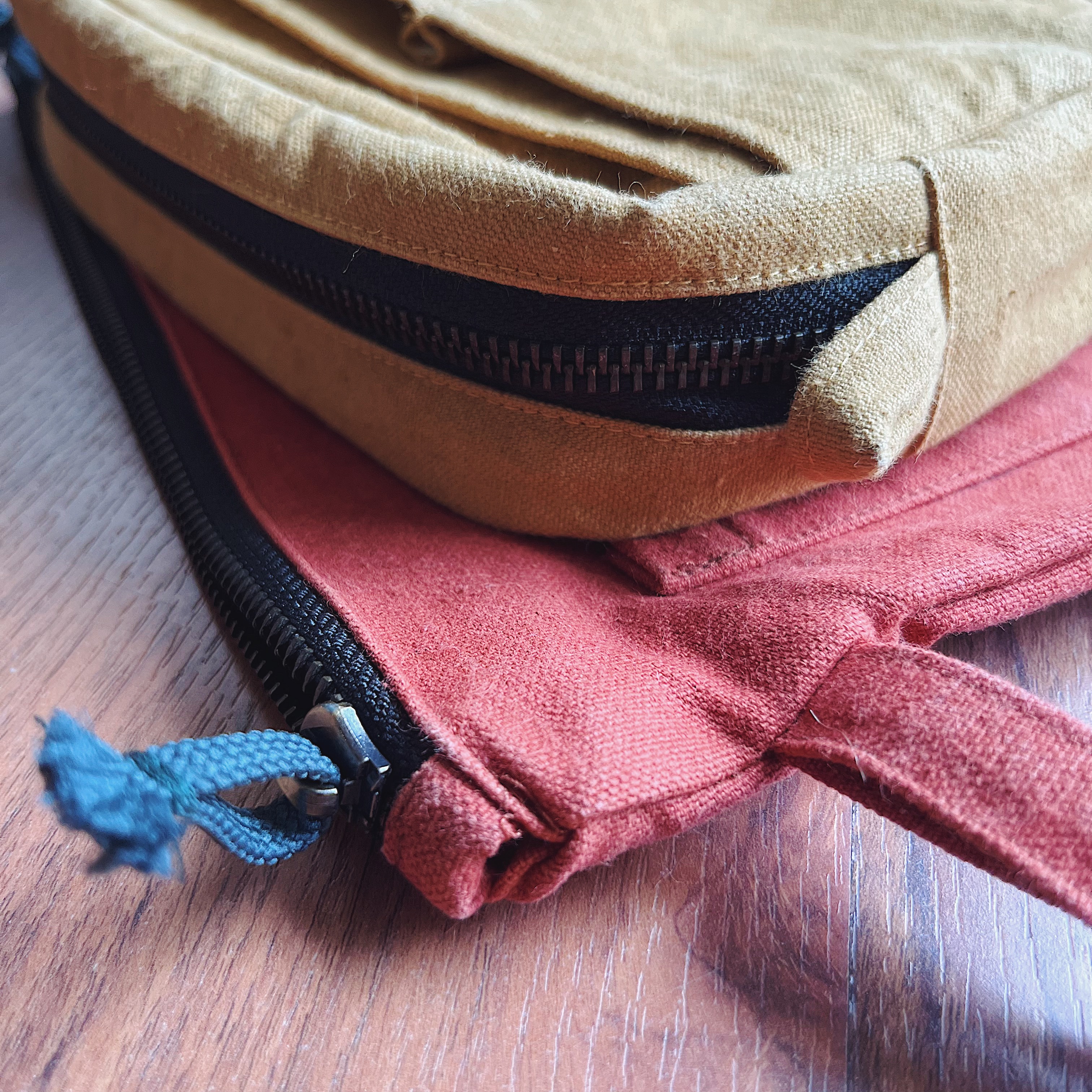 Kasa Suasa x Muni - Stationery Pouch