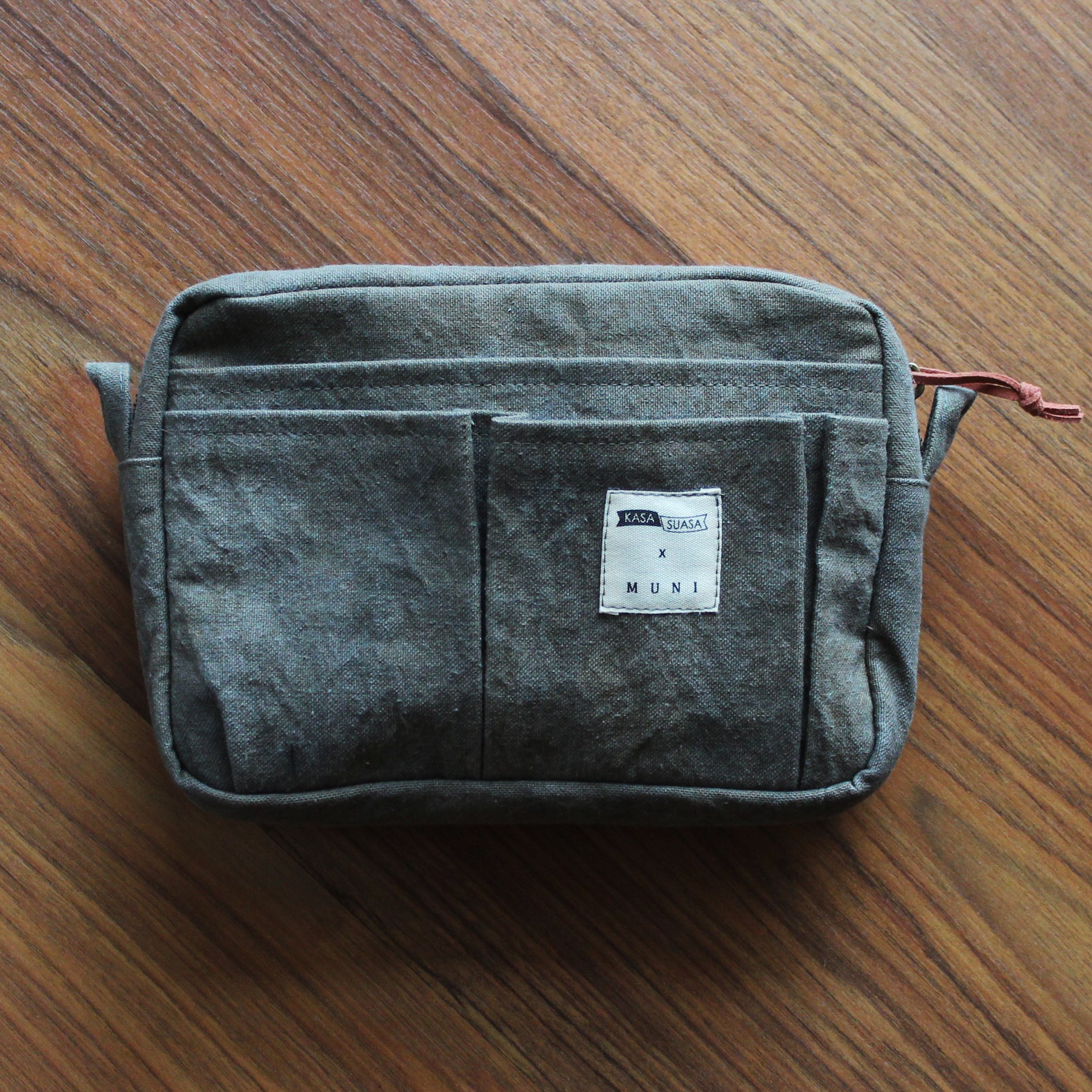 Kasa Suasa x Muni - Stationery Pouch